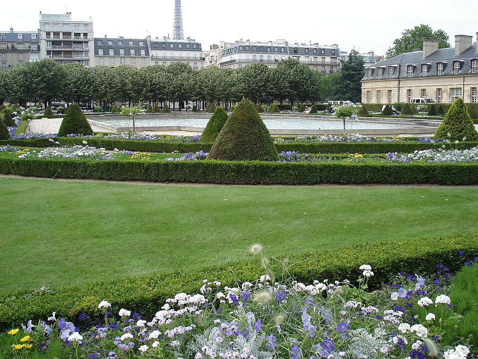 A photograph of jardin de l'Intendant