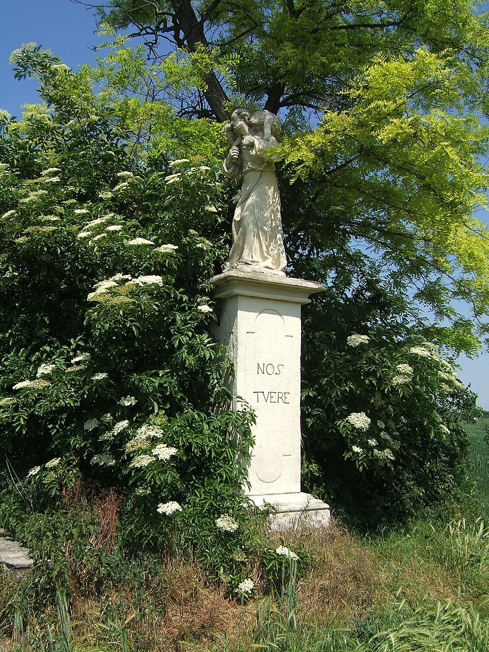A photograph of Lamplkreuz