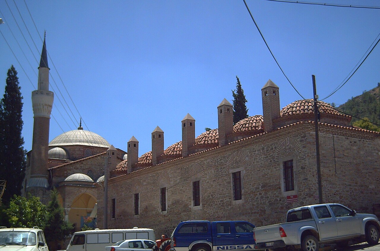 A photograph of Gölmarmara