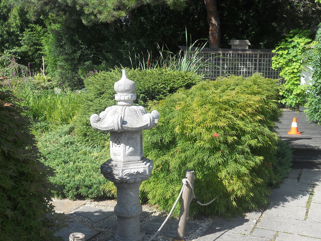 Franz-Karl-Effenberg-Asia-Garten
