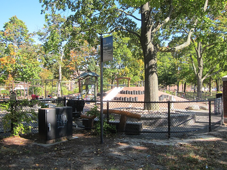 A photograph of Cambridge Common