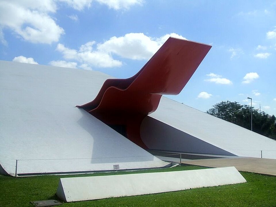 A photograph of Ibirapuera Auditorium