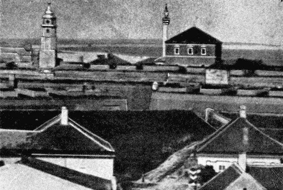 A photograph of Remains of the Mosque of Sultan Mahmud I and Main Guards Building
