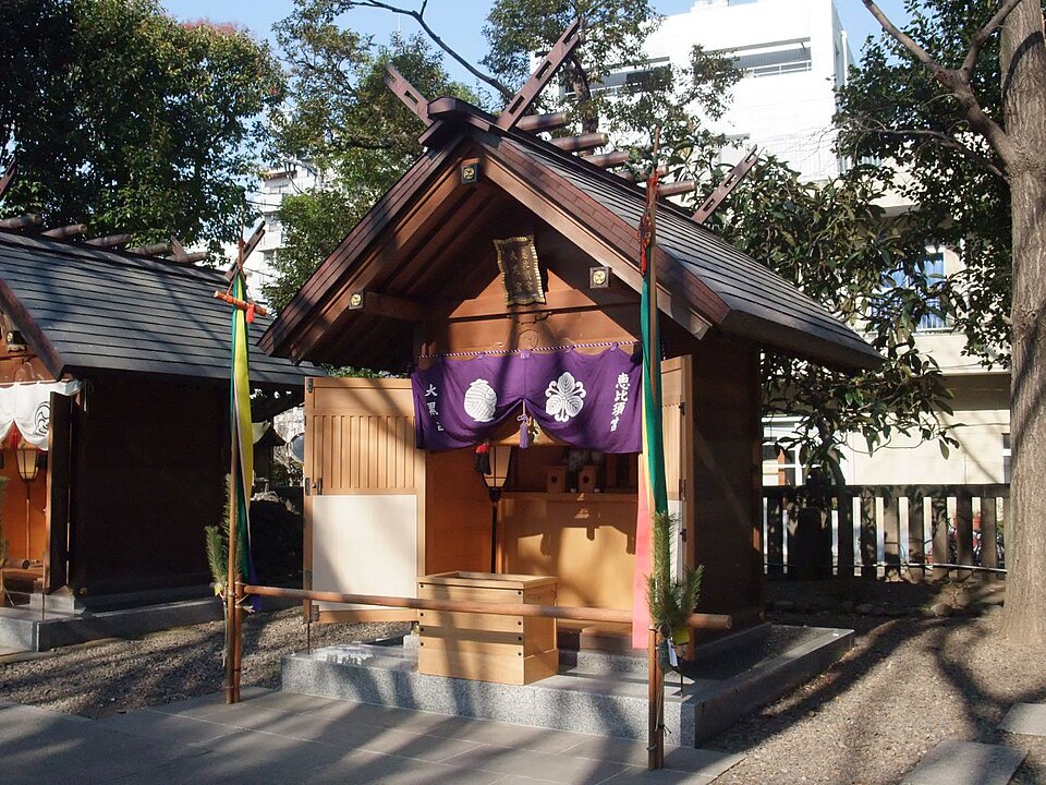A photograph of Tomioka Hachiman Shrine