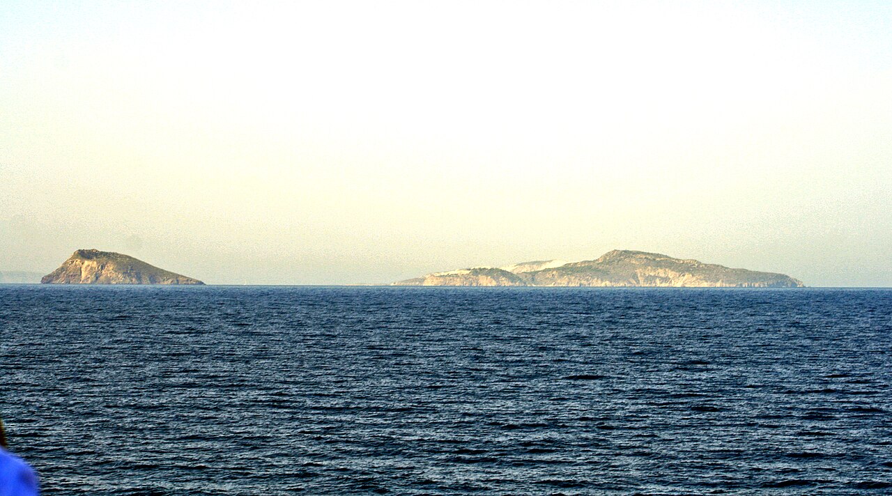 Tower of Strongyli fotoğrafı