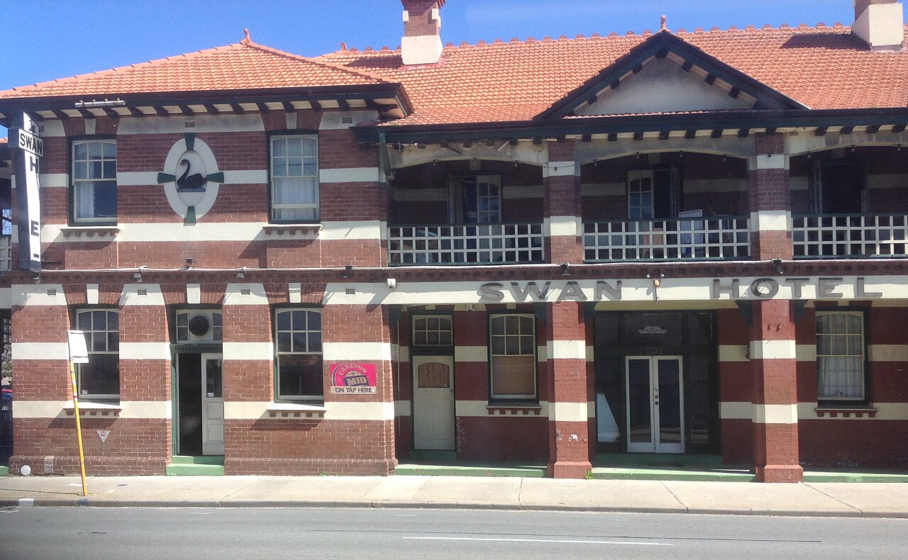 Swan Hotel