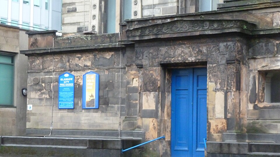 A photograph of St Vincent Street Church
