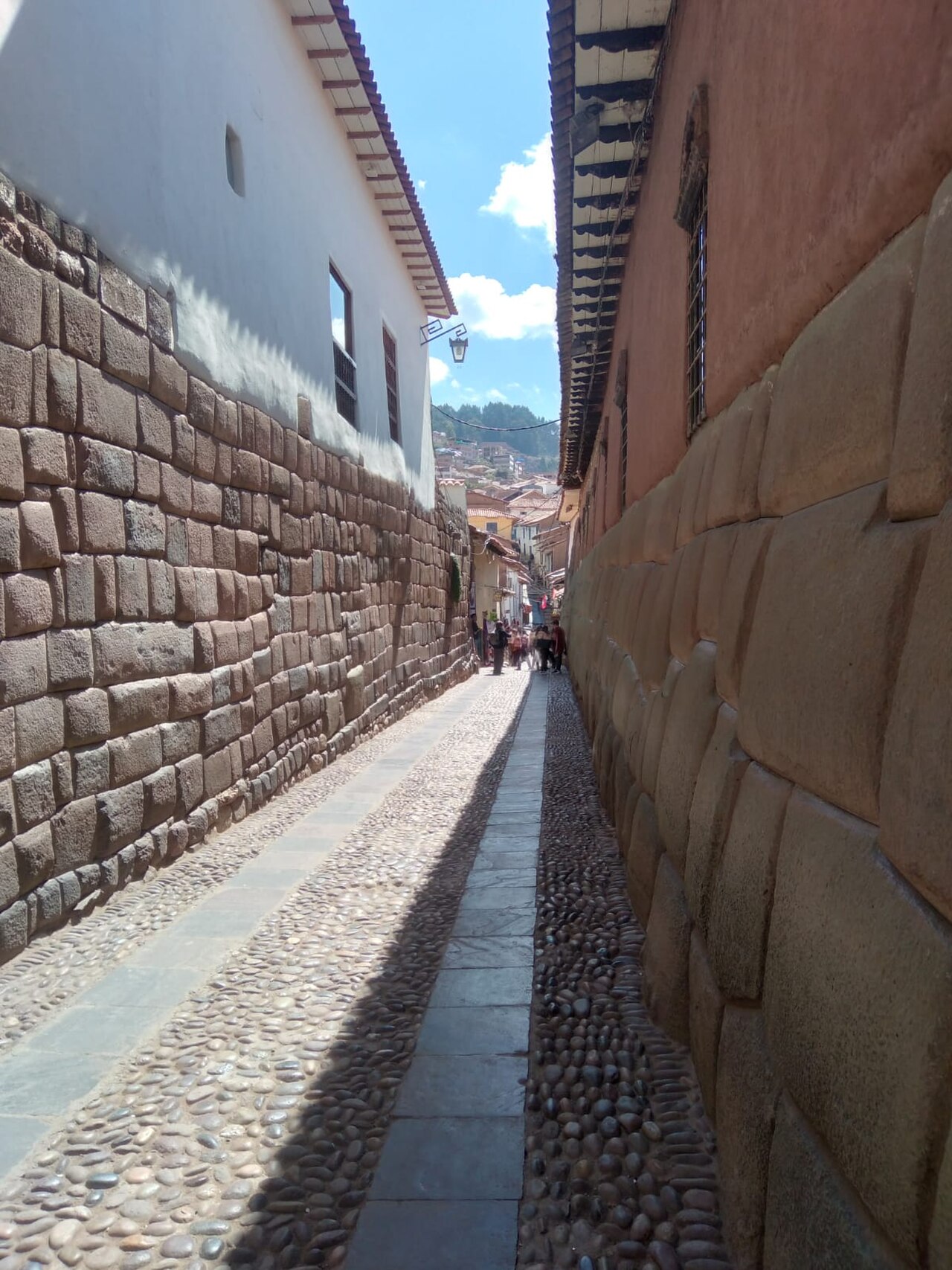 صورة Piedra de los Doce Ángulos