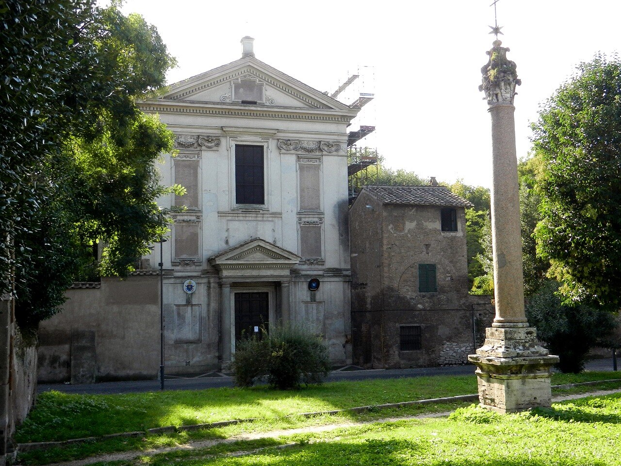 صورة San Cesareo in Palatio