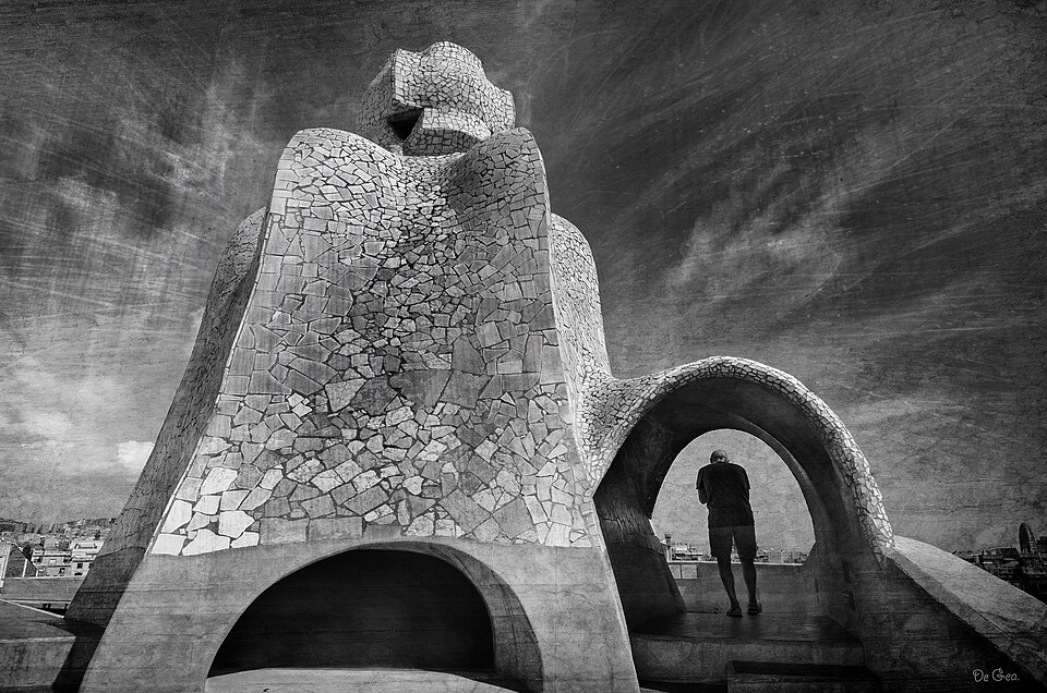 A photograph of La Pedrera (Casa Milà)