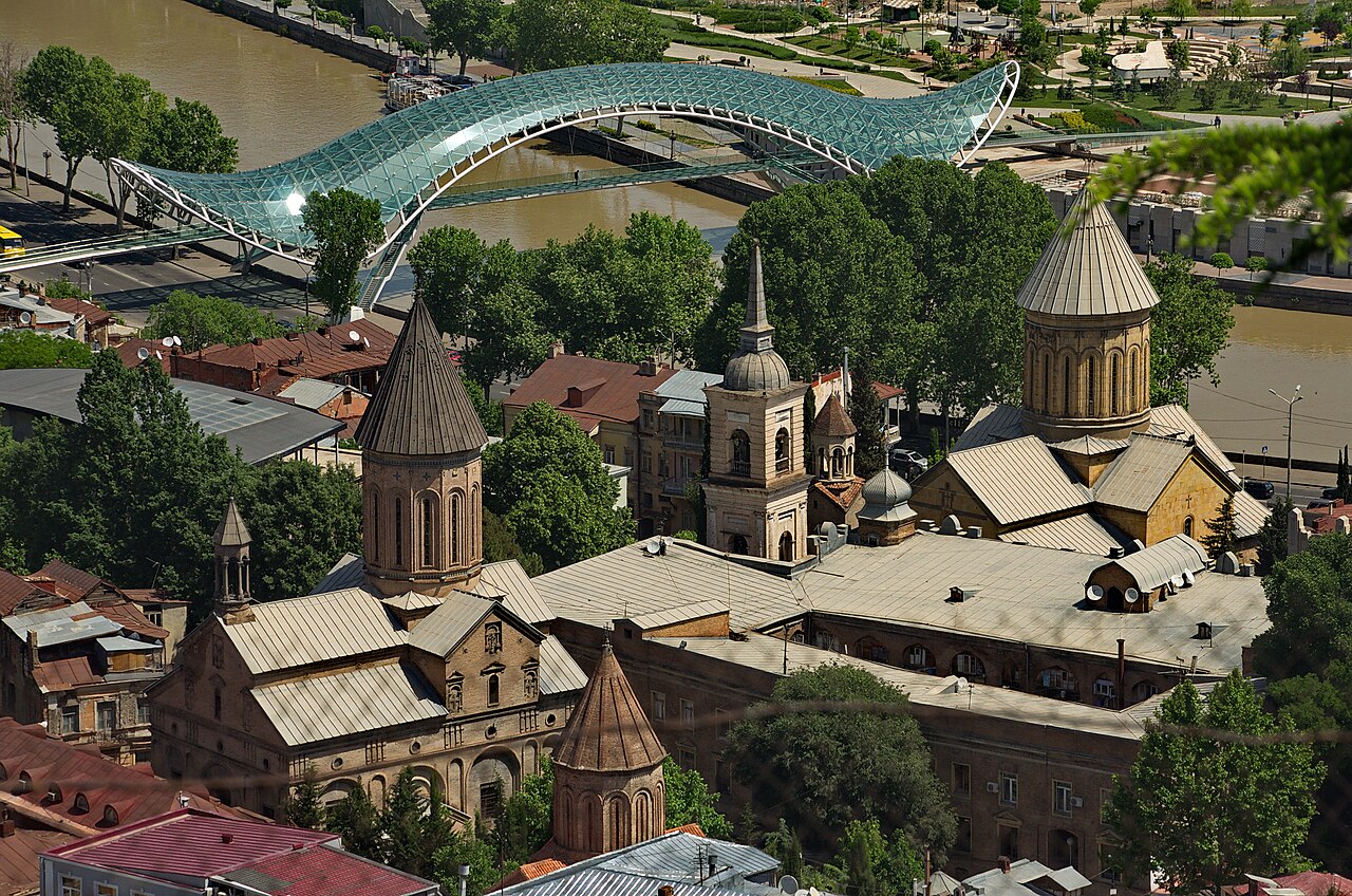 A photograph of Sioni Cathedral