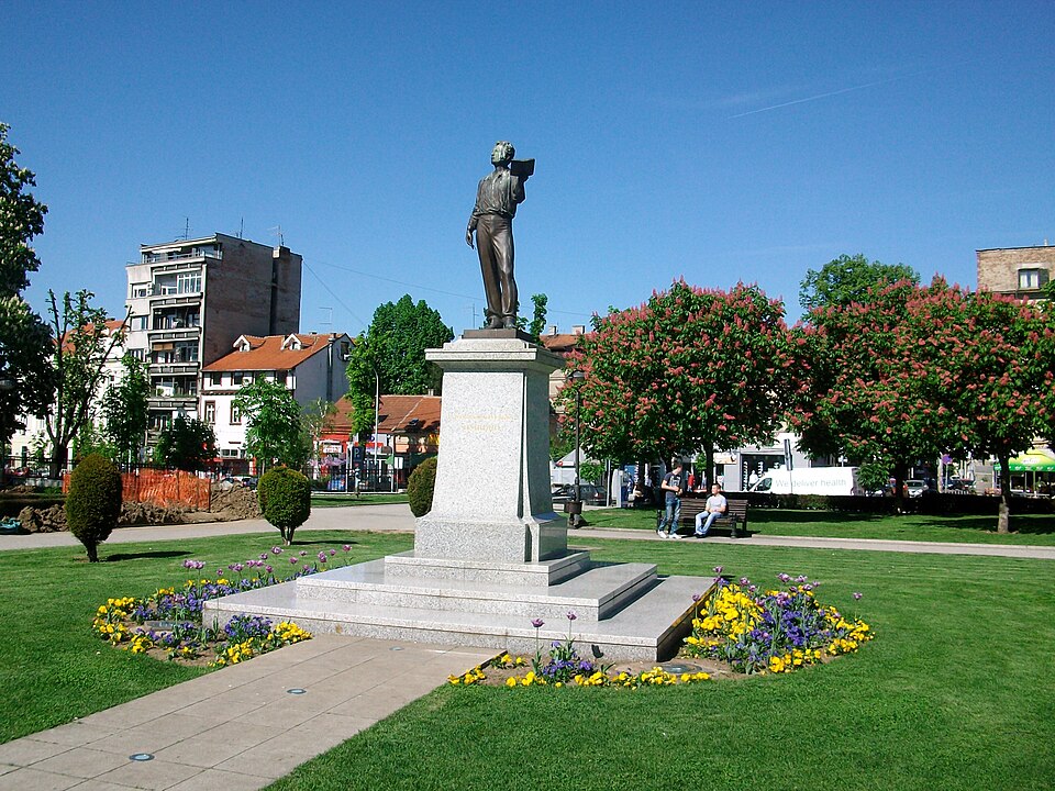 A photograph of Statue of Pushkin