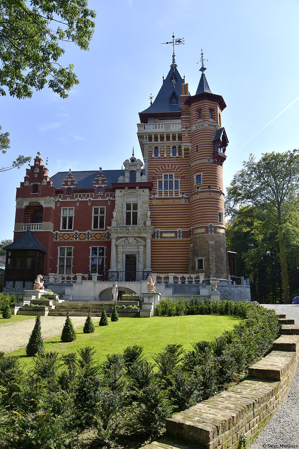 A photograph of Charle-Albert Castle