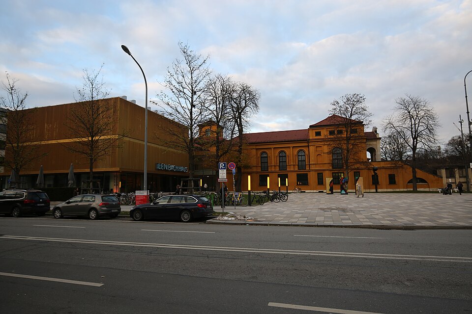 A photograph of Lenbachhaus