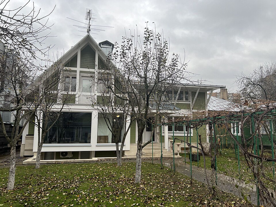 A photograph of Settlement