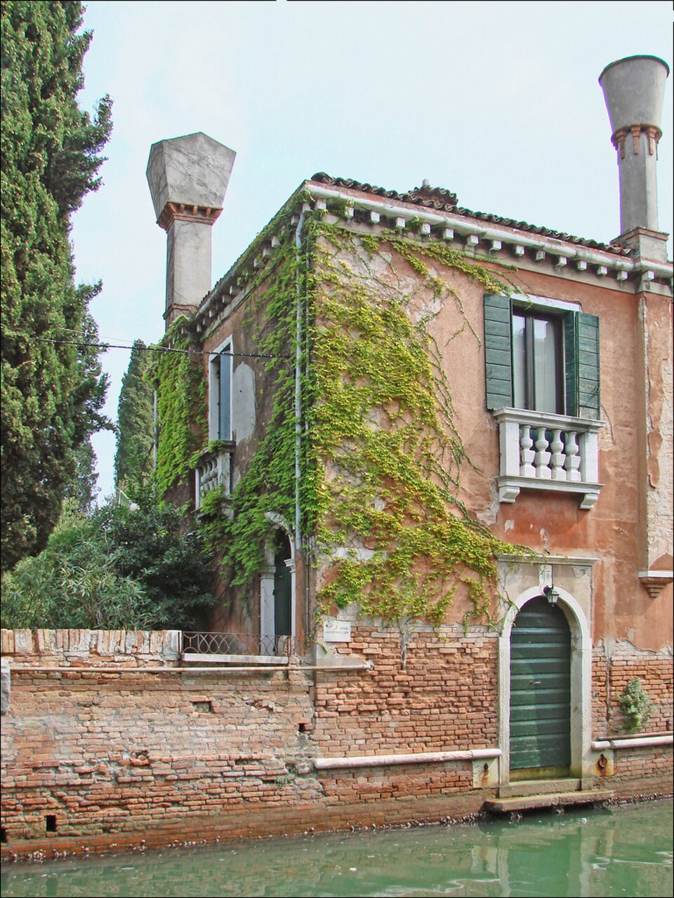 A photograph of Garden of Eden