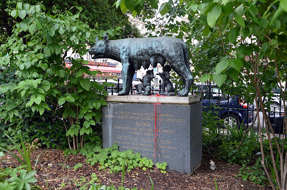 A photograph of Capitoline Wolf