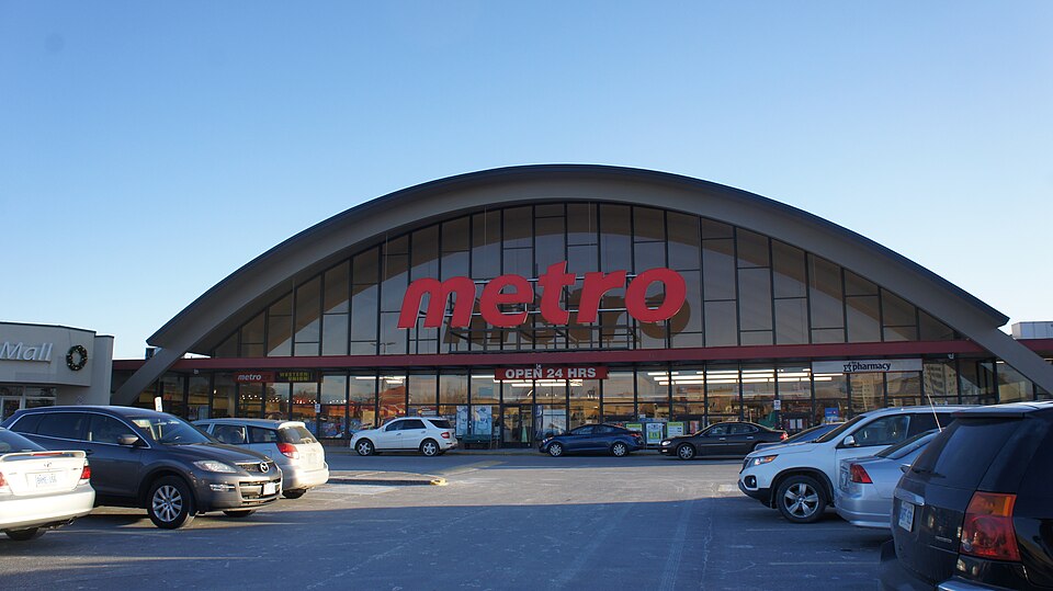 A photograph of Road Metro IV