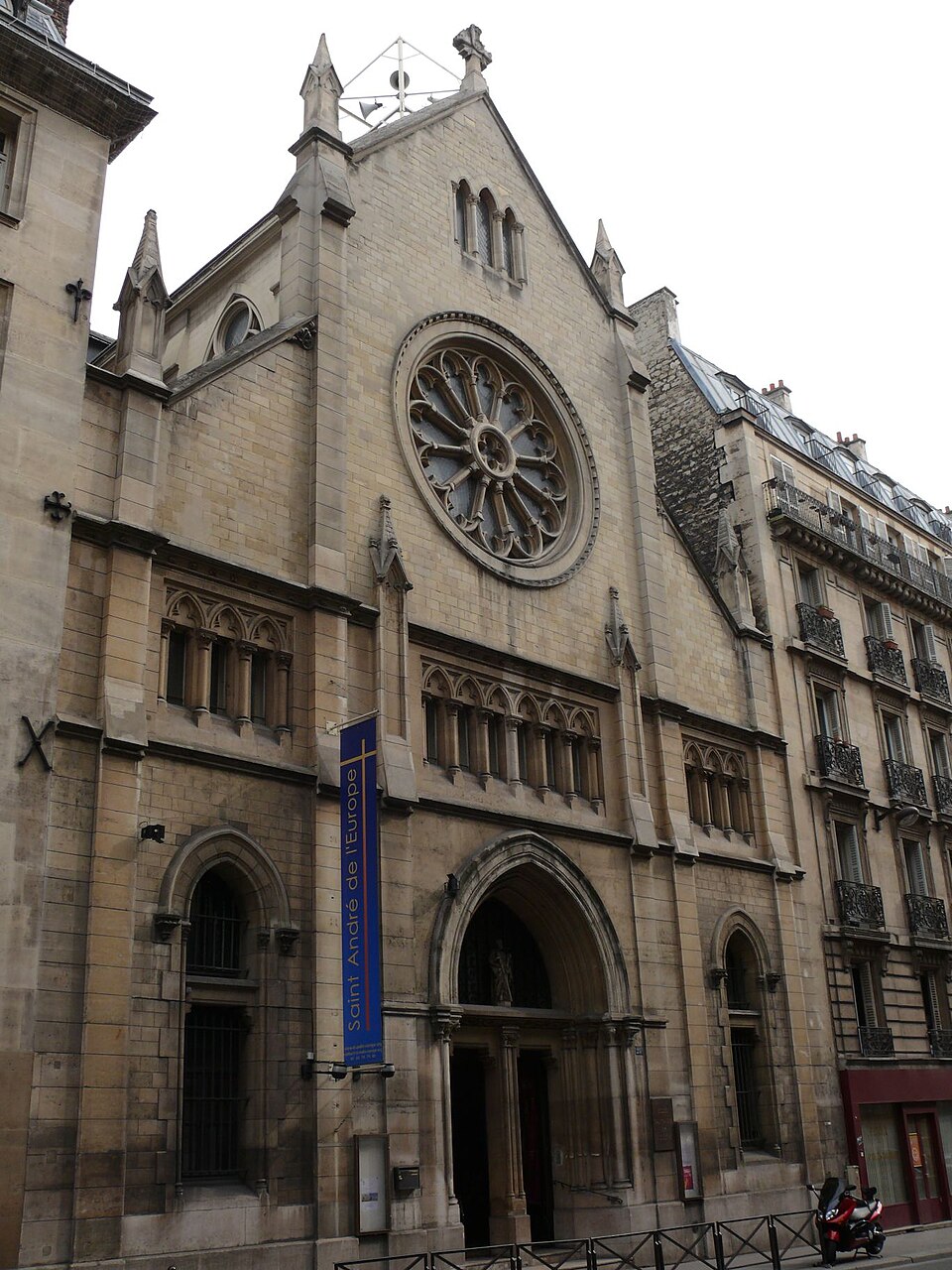 A photograph of Église Saint-André-de-l'Europe