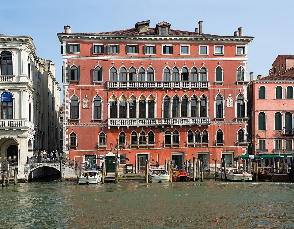 A photograph of Palazzo Bembo