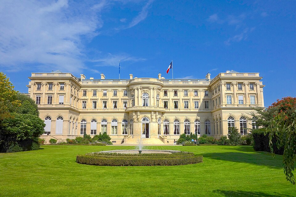 A photograph of Ministry of Foreign Affairs building