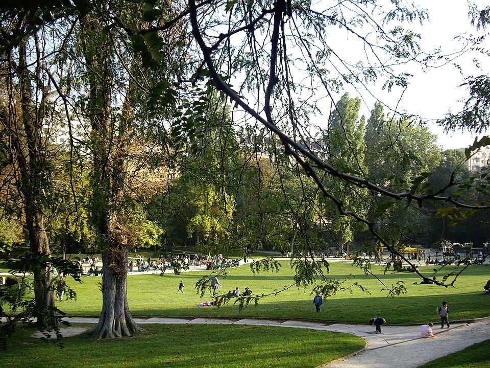 A photograph of parc Sainte-Périne