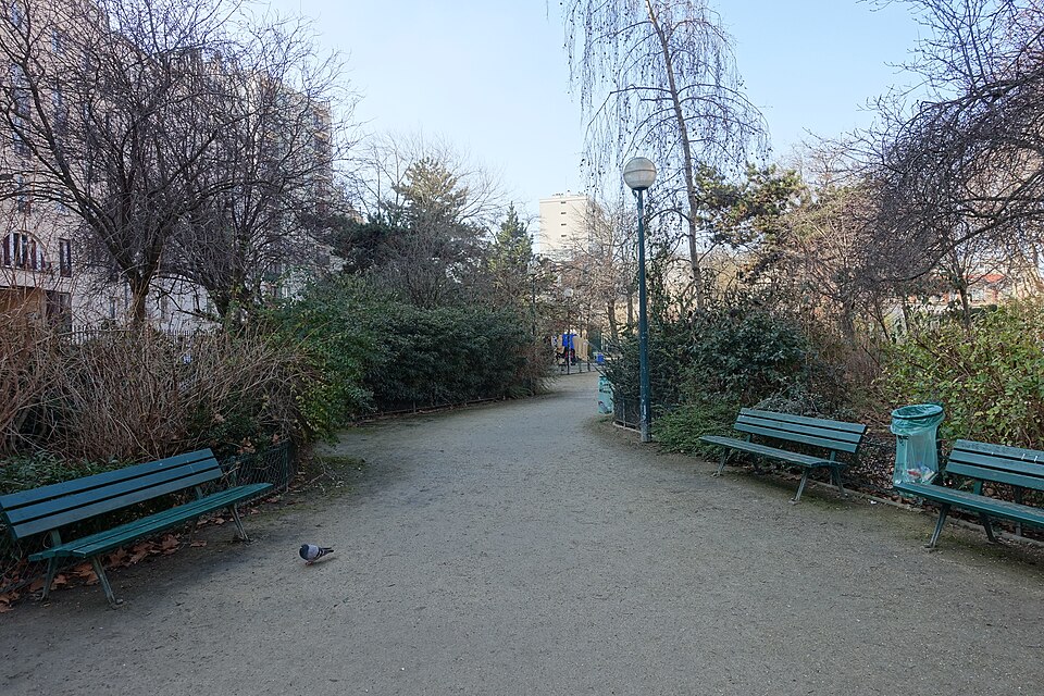 A photograph of square Jean-Leclaire