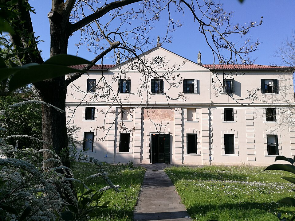 A photograph of Villa Tivan