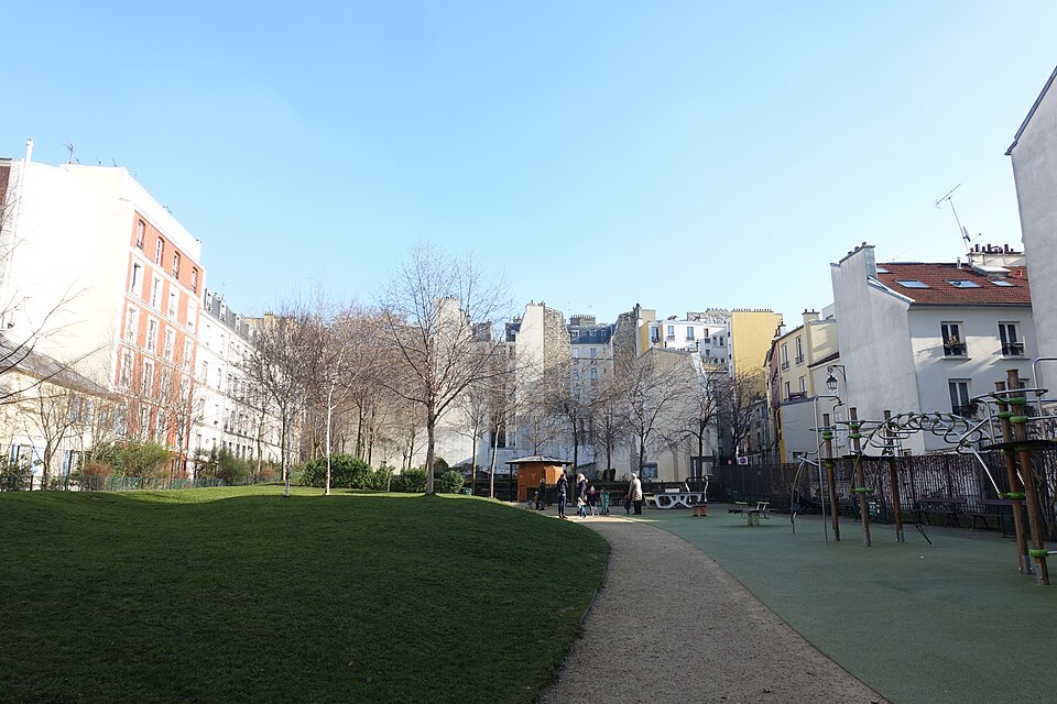 A photograph of Square des Deux-Nèthes