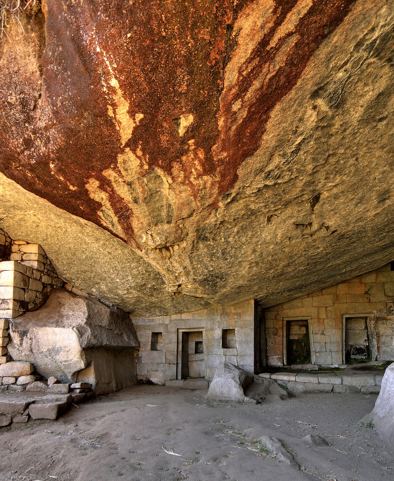 Temple of the Moon fotoğrafı