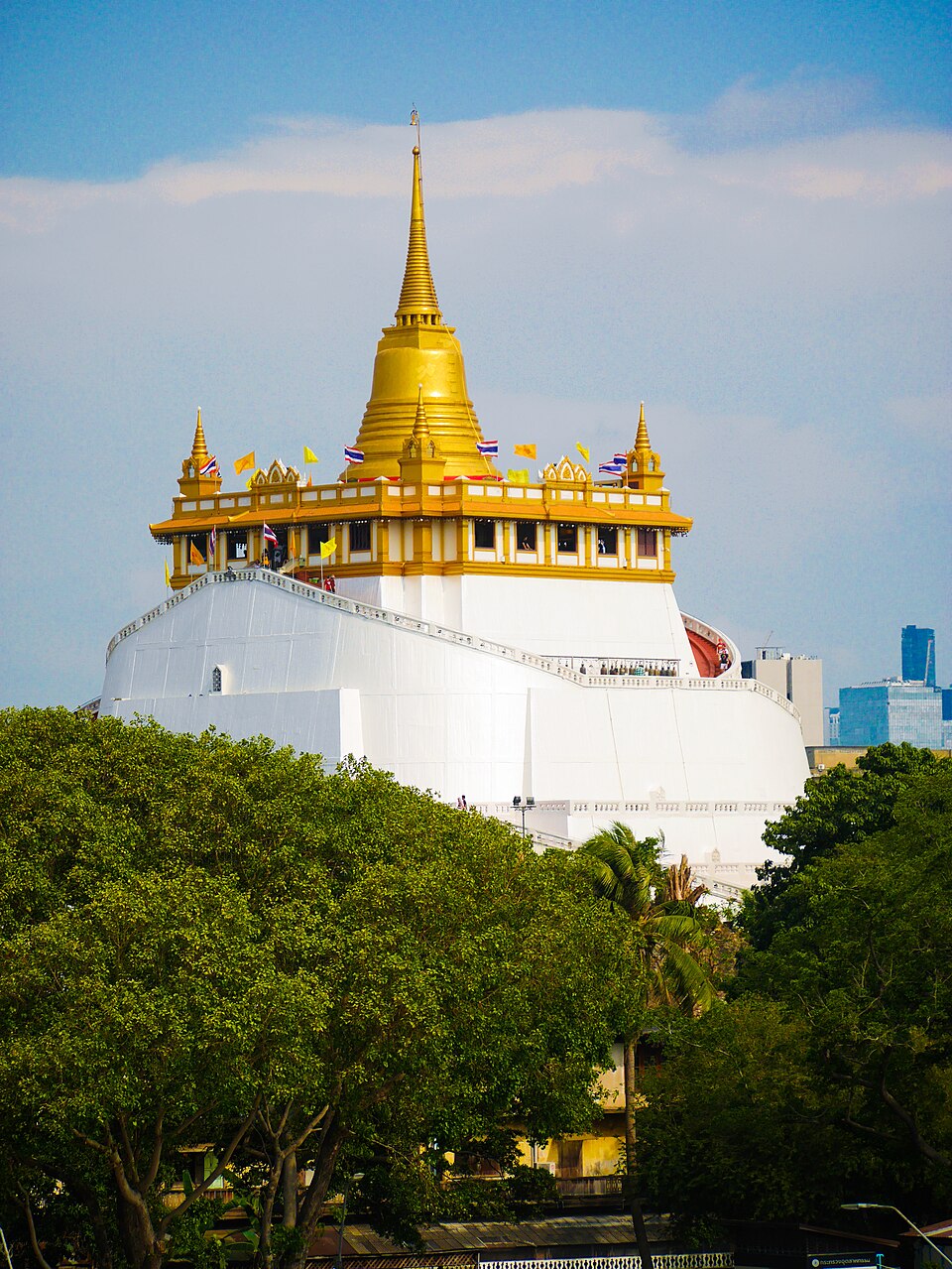 A photograph of Wat Saket