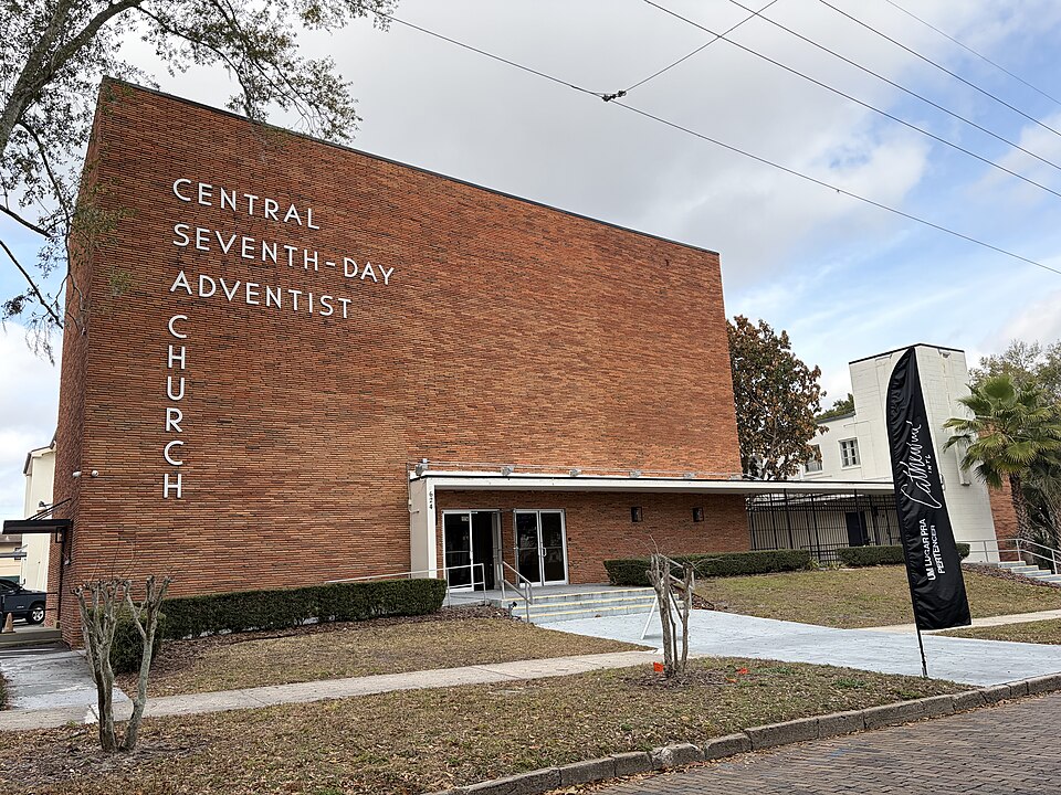 A photograph of Central Seventh Day Adventist Church