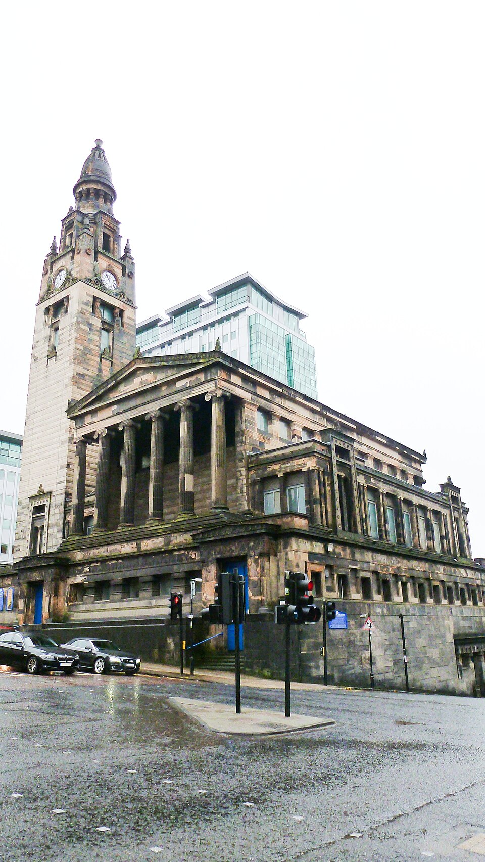 A photograph of St Vincent Street Church