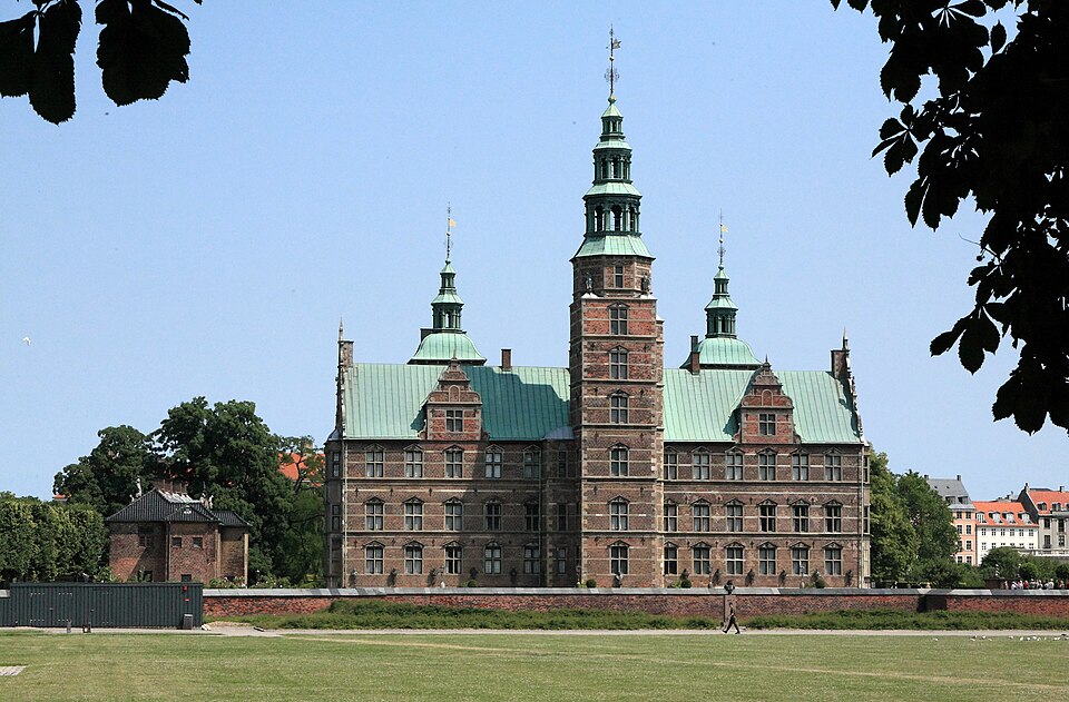 A photograph of Rosenborg Castle