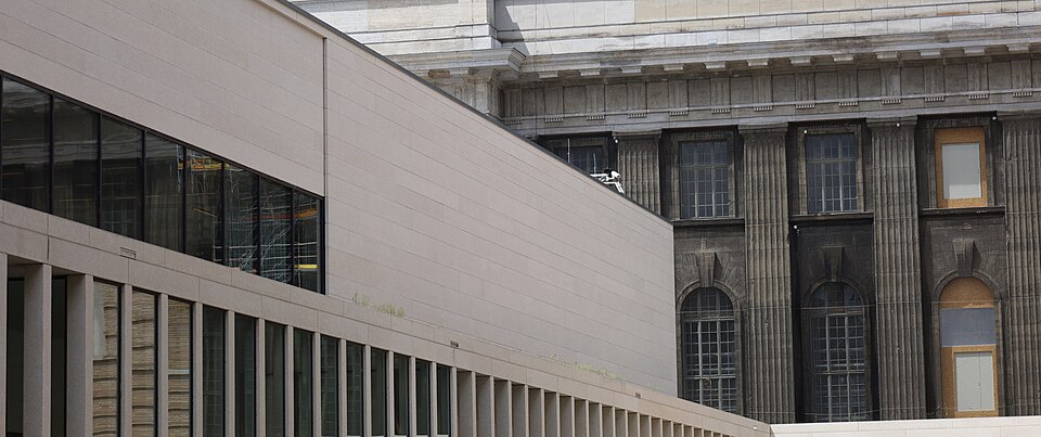 A photograph of James Simon Gallery