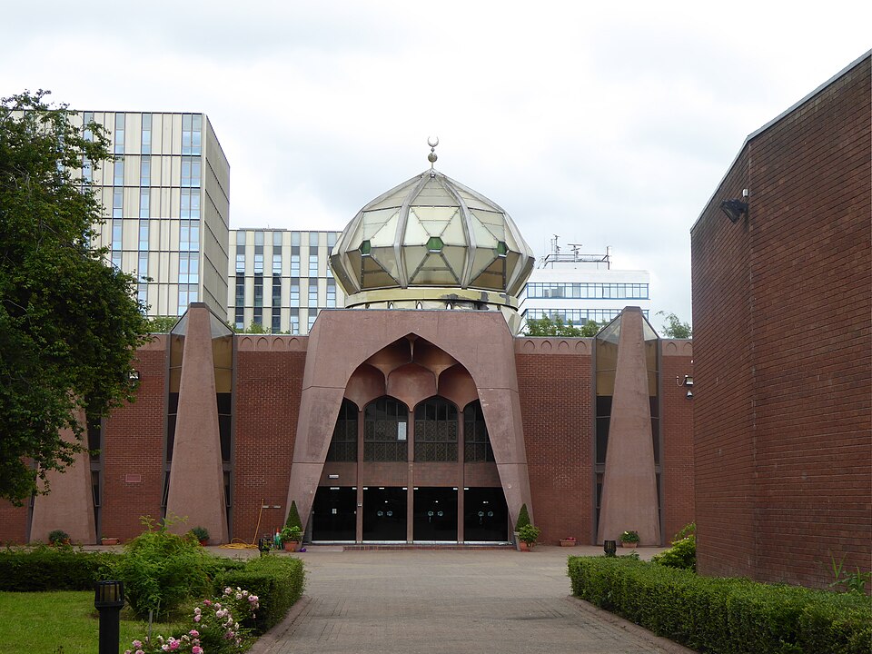 A photograph of Glasgow Central Mosque