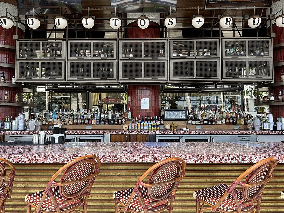 A photograph of Bayside Marketplace
