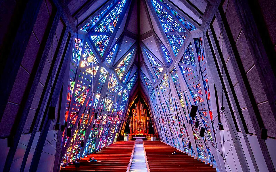 A photograph of First Presbyterian Church