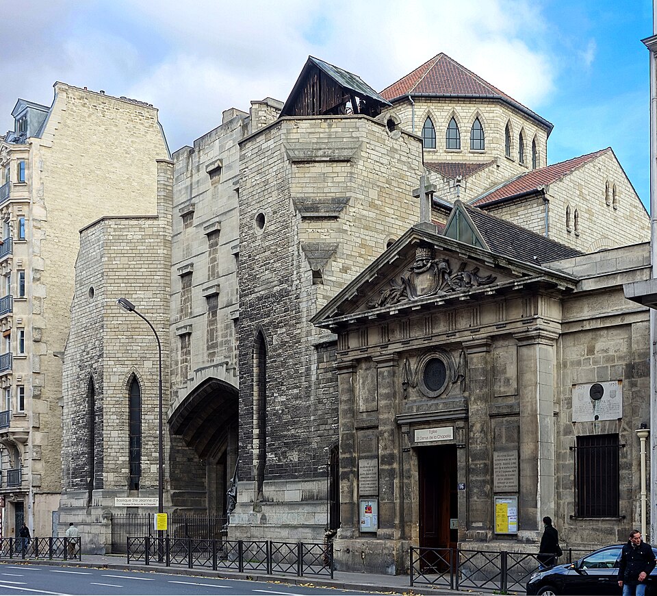 A photograph of Sainte-Jeanne-d'Arc