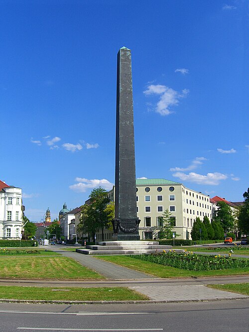 Karolinenplatz