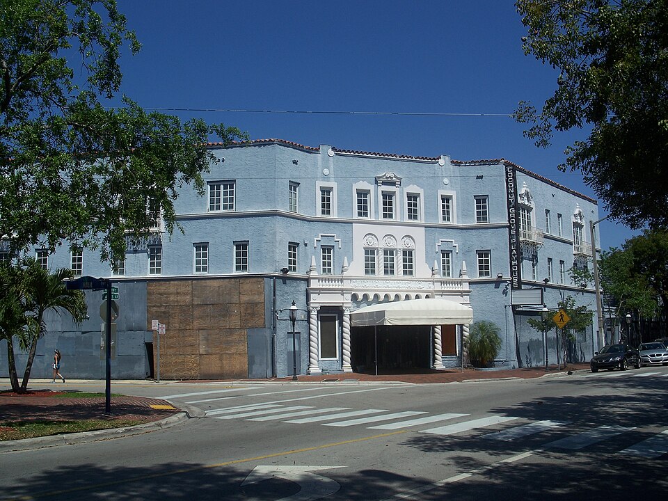 A photograph of Coconut Grove Playhouse
