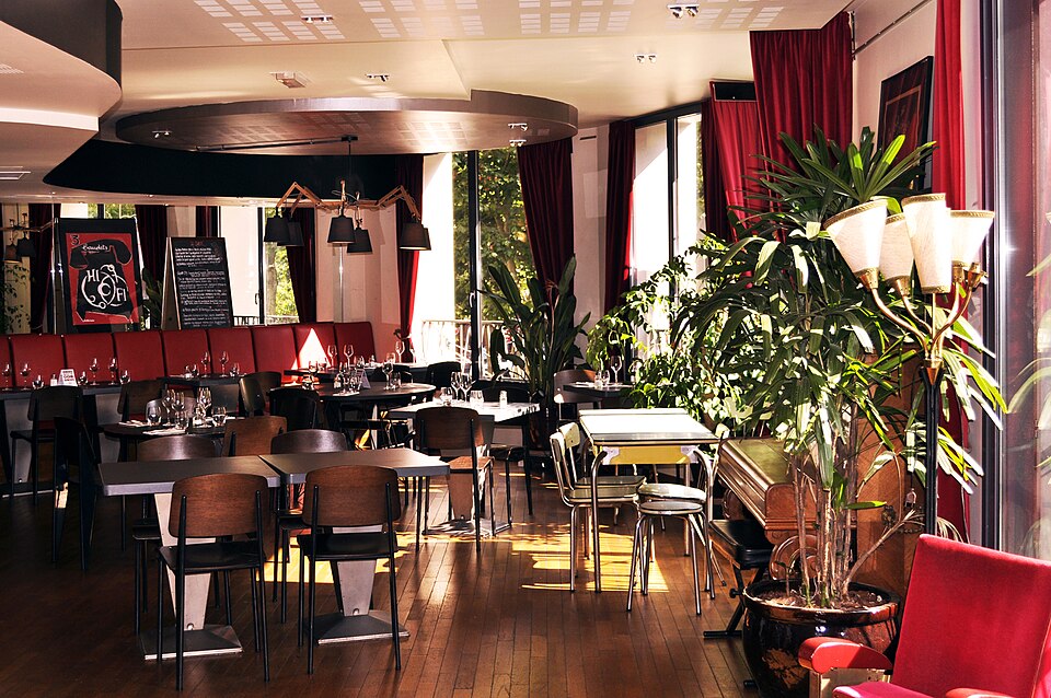 A photograph of Les Trois Baudets