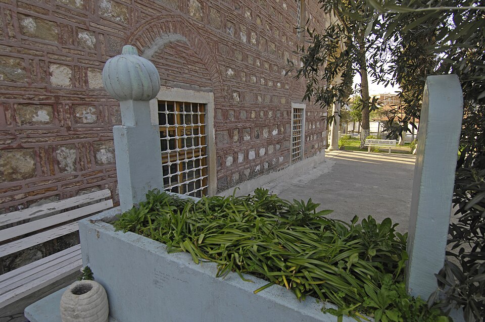 A photograph of Lale Paşa Camii