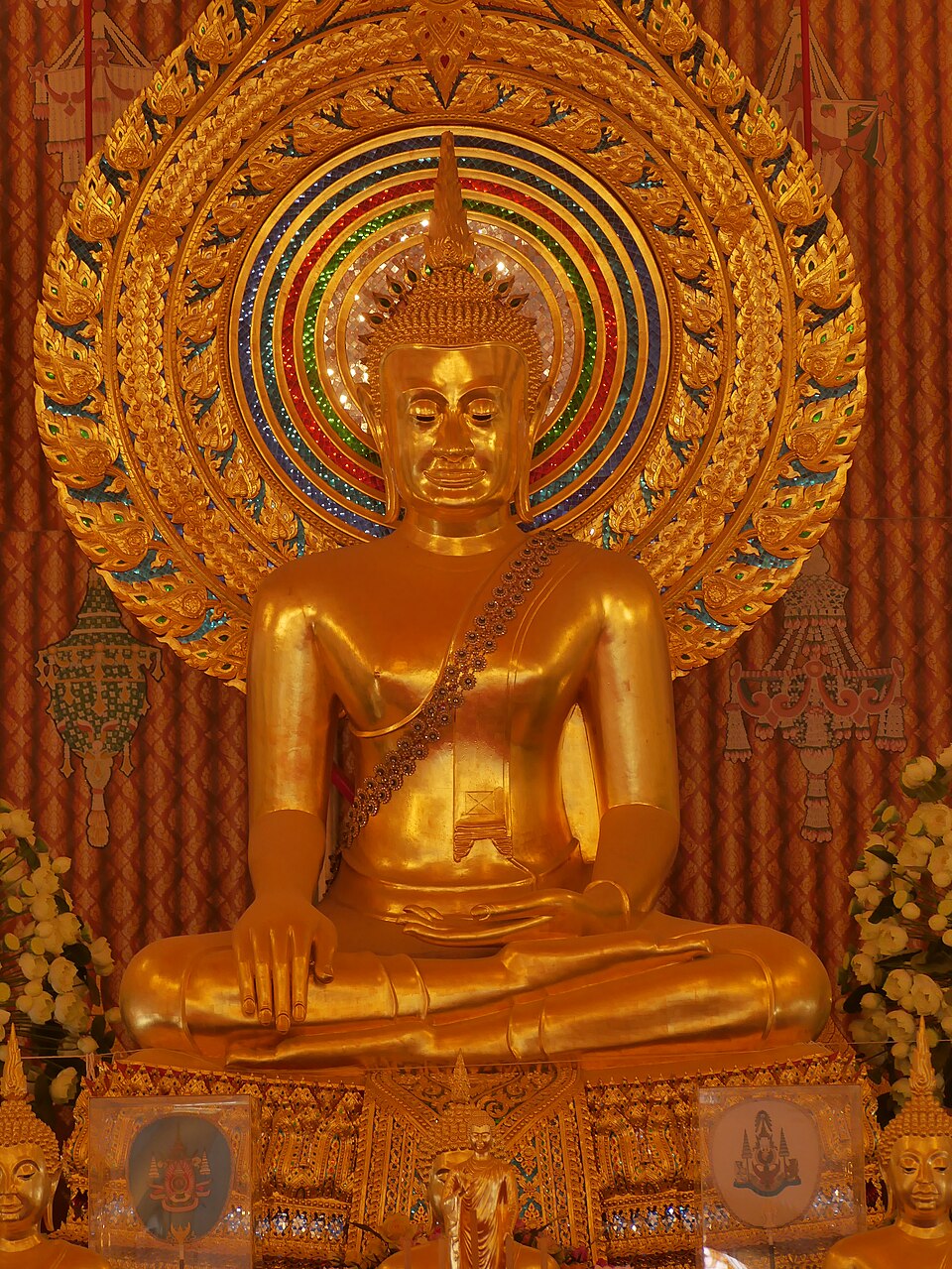 A photograph of Wat Chana Songkhram