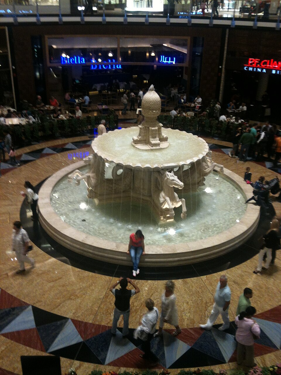 A photograph of Mall of the Emirates