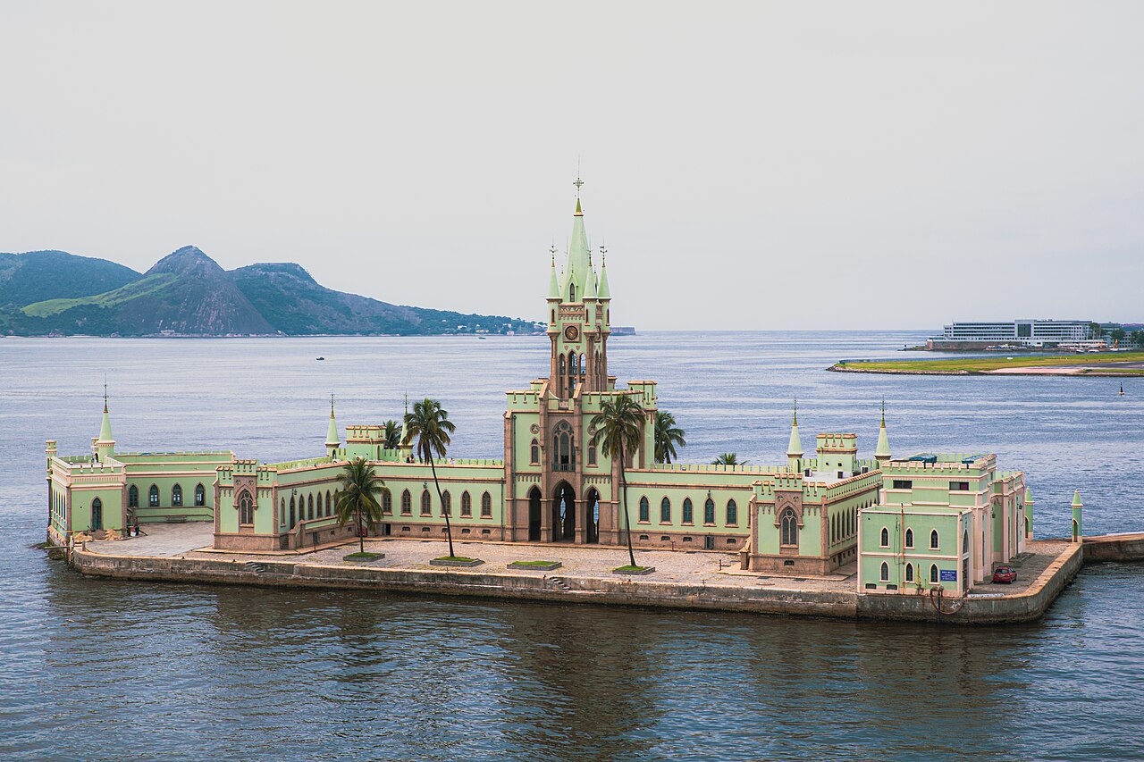 Fiscal Island の写真