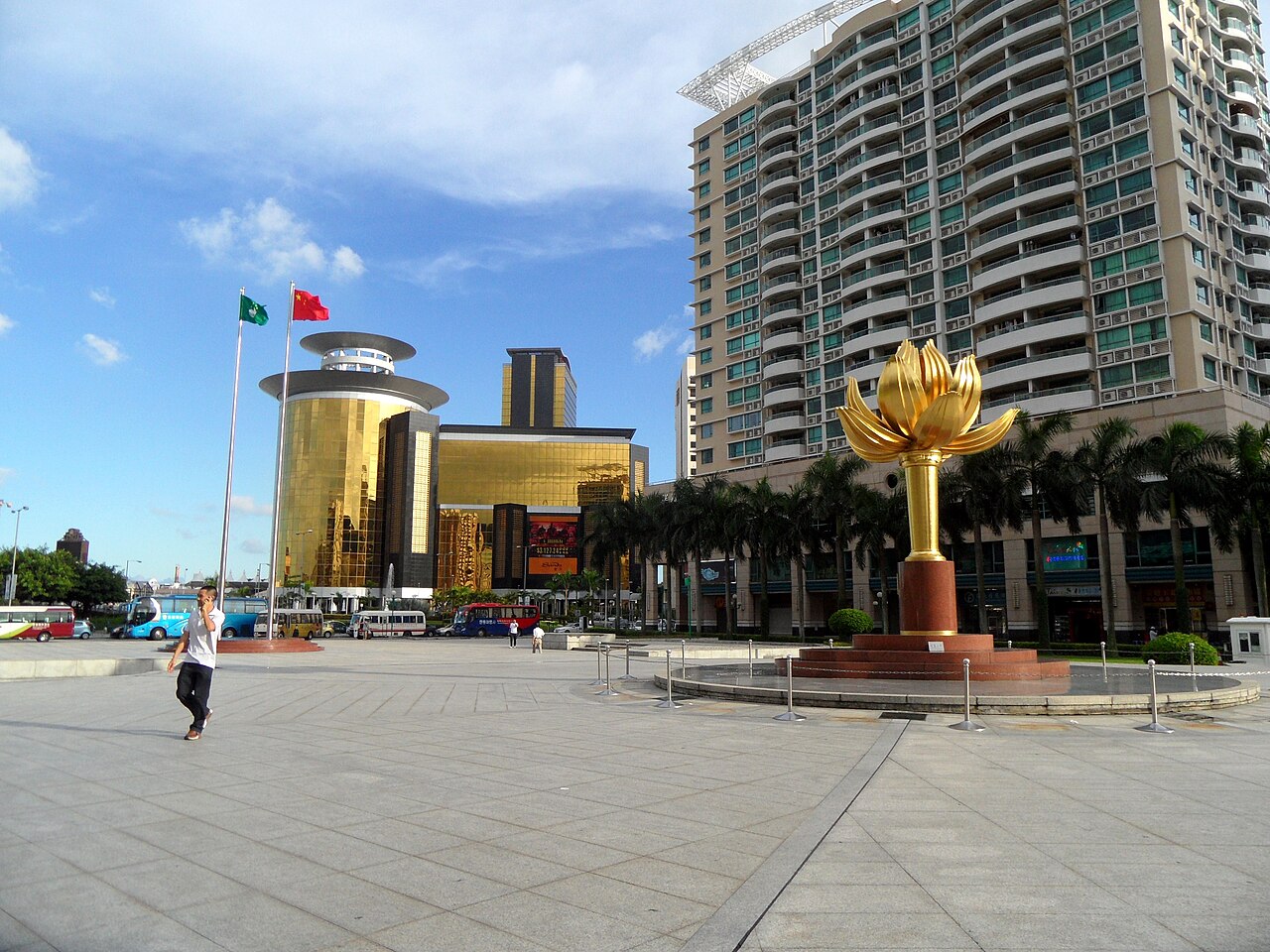 金蓮花廣場 A Praça Flor de Lótus