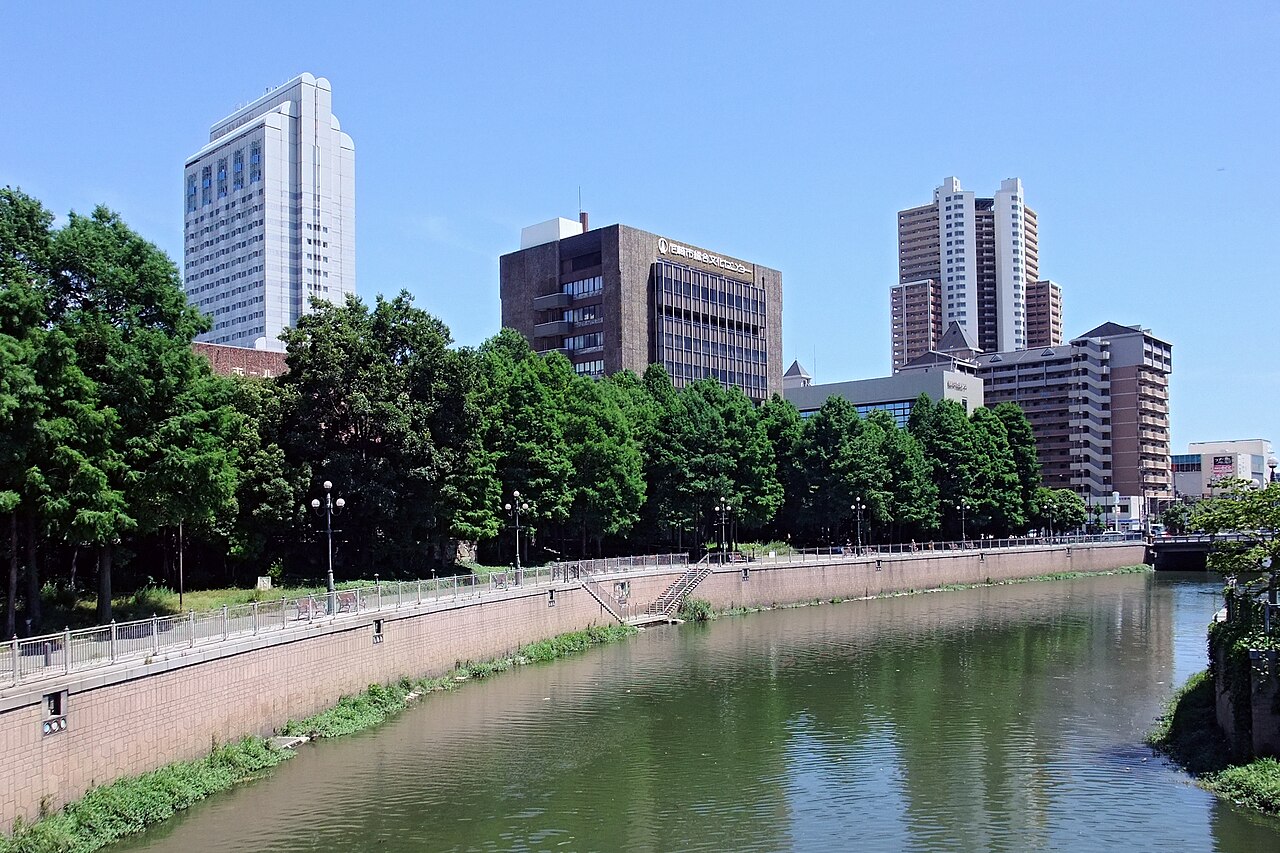 尼崎市総合文化センター fotoğrafı