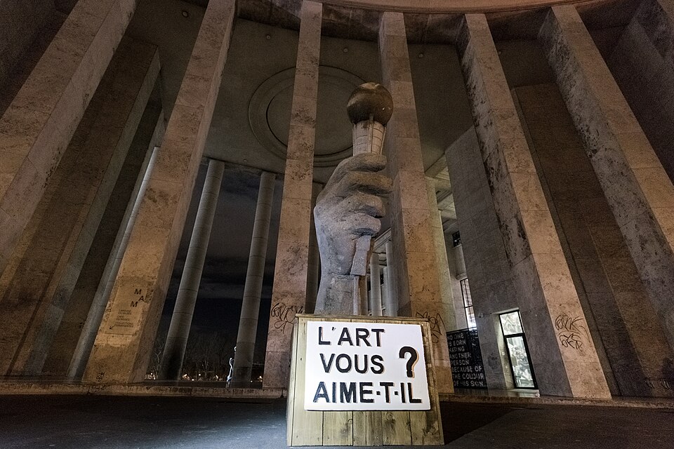 A photograph of Palais de Tokyo