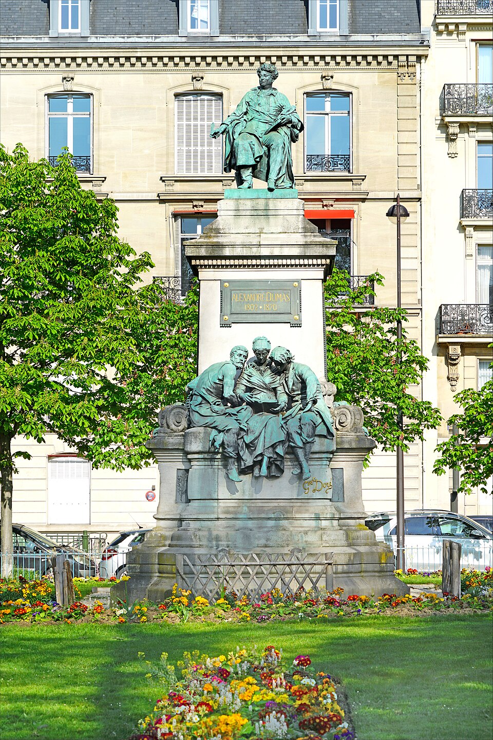 A photograph of Monument to Alexandre Dumas, father